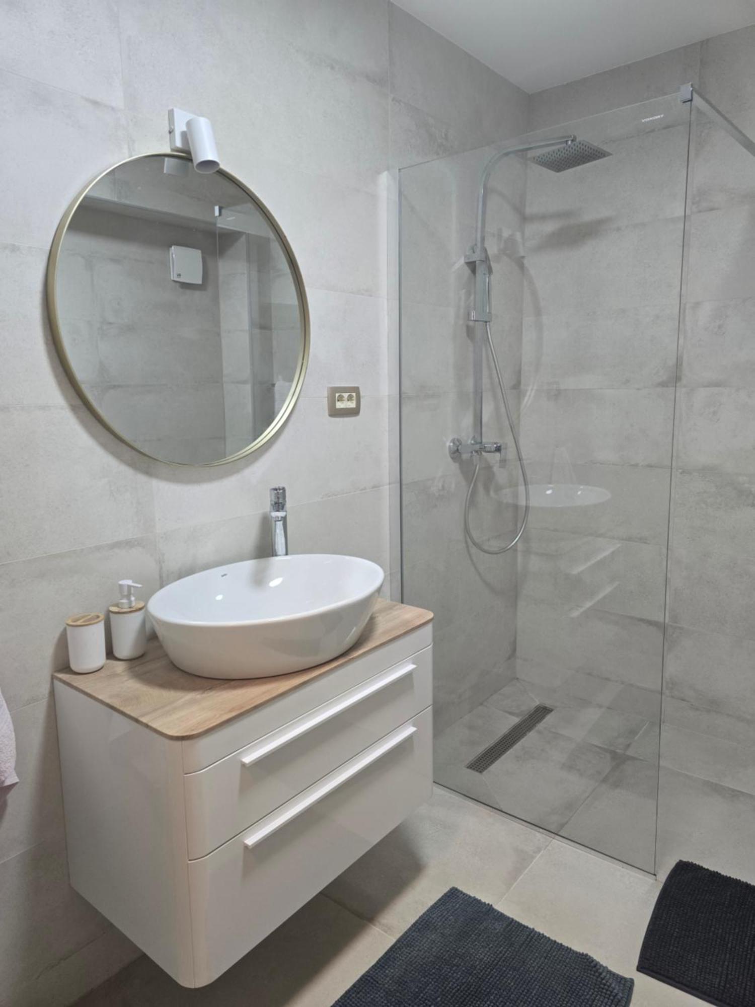 Apartman Mate Luka Makarská Exteriér fotografie
