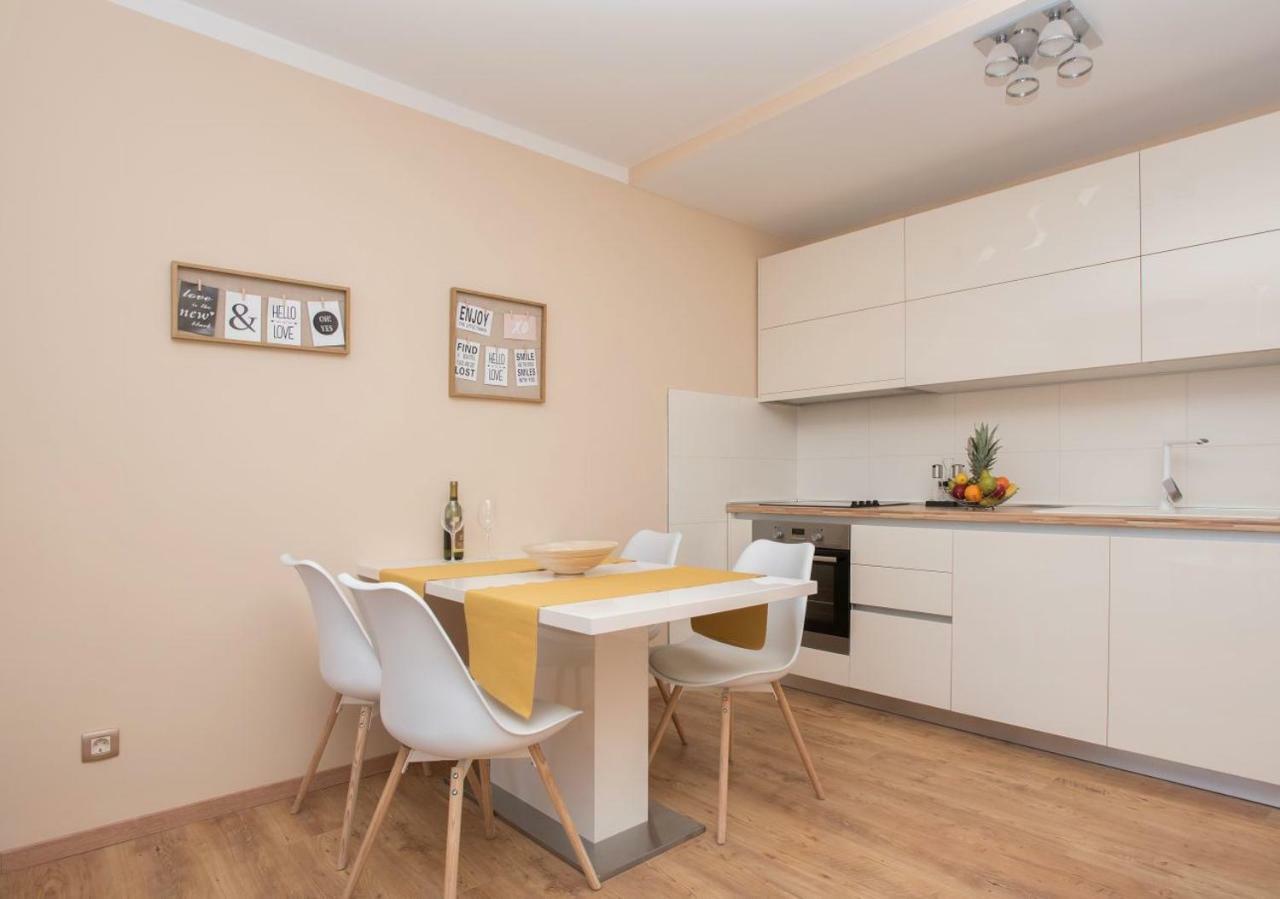 Apartman Mate Luka Makarská Exteriér fotografie
