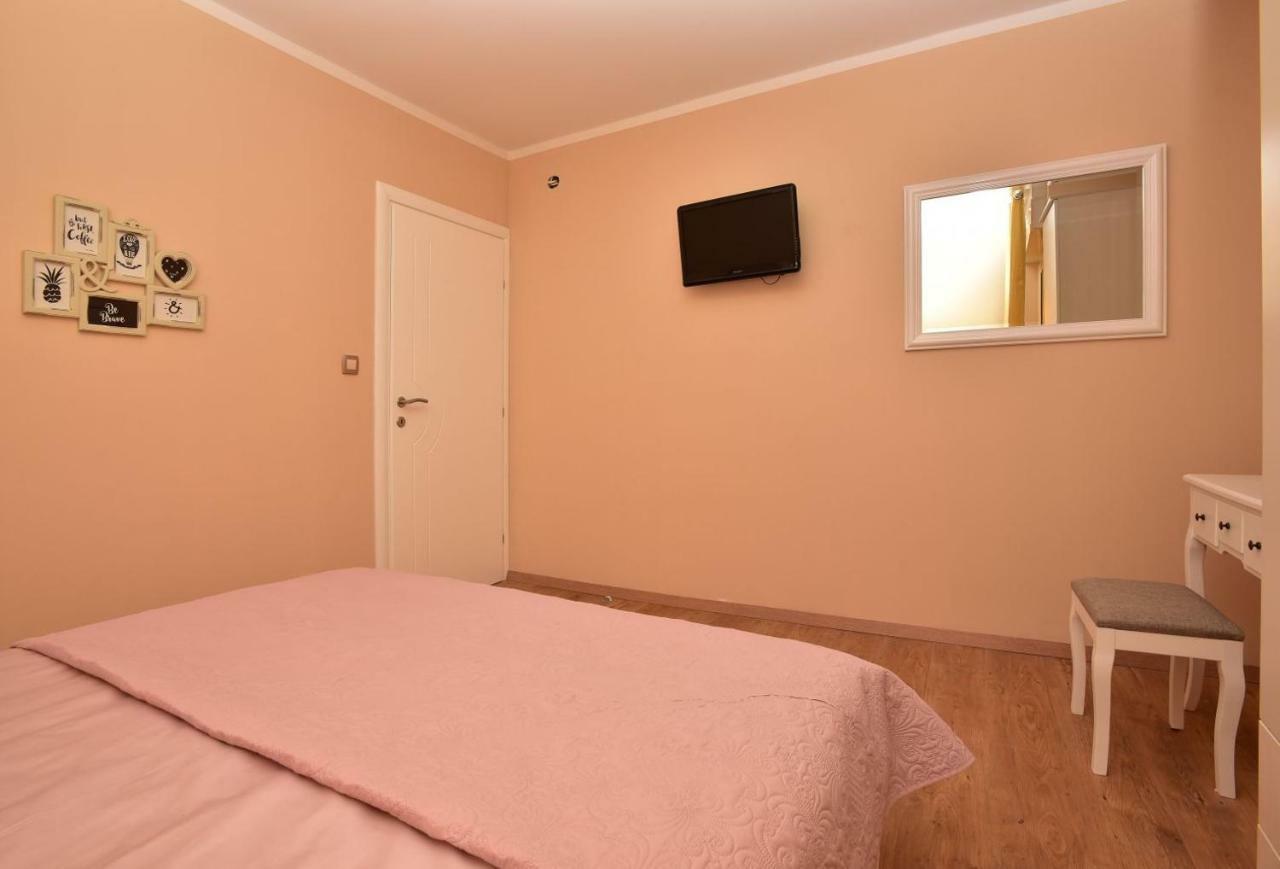Apartman Mate Luka Makarská Exteriér fotografie